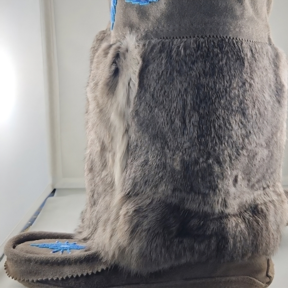 Vintage Tall Grey Fur Suede 717B Mukluk Moccasin Boots (9) - Picture 5 of 15